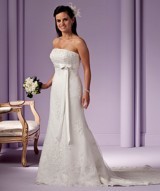 Bridal Dress: Perfectly Petite Bride - Della  