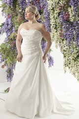 Bridal Dress: CALLISTA FALL 2014 BRIDAL Collection: 4230 - Kyoto - For Brides With Curves  