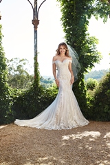 Bridal Dress: Sophia Tolli FALL 2019 Collection - Y21983 - Kacey  