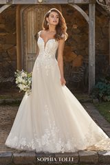 Bridal Dress: Sophia Tolli SPRING 2020 Collection - Y12011 - Alannah  